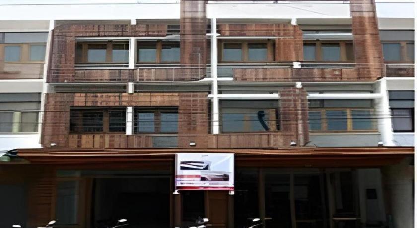 Sukkasem Hotel Nan Exterior photo
